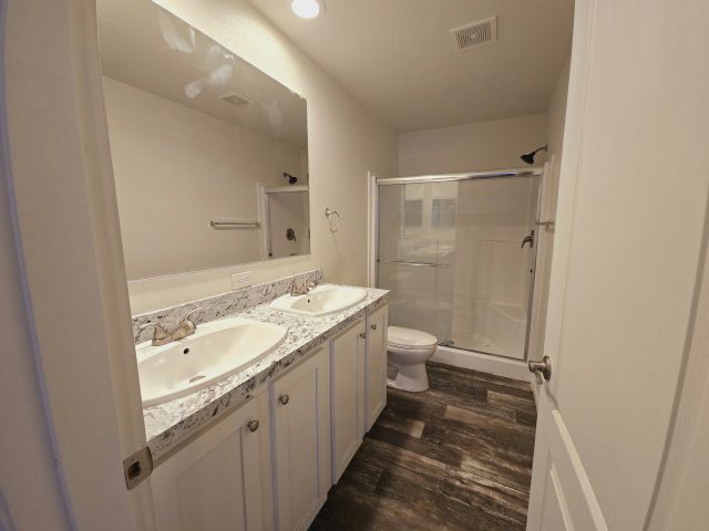 825 N Lamb Blvd in Las Vegas, NV - Foto de edificio - Building Photo