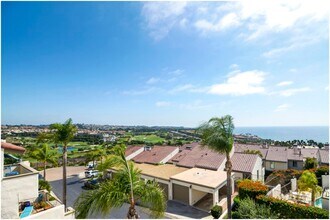 23281 Pompeii Dr in Dana Point, CA - Foto de edificio - Building Photo