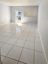 3737 NW 20th Ave in Miami, FL - Building Photo