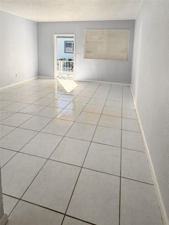 3737 NW 20th Ave in Miami, FL - Building Photo