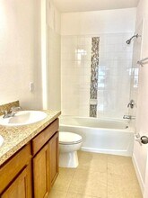 2011 Handsome Hill Ln in Davenport, FL - Foto de edificio - Building Photo