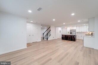 4047 Chetham Wy in Woodbridge, VA - Building Photo - Building Photo