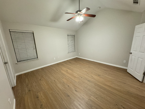 5920 Seabright Ln in Atlanta, GA - Building Photo - Building Photo