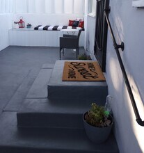 4374 Overland Ave in Culver City, CA - Building Photo - Building Photo