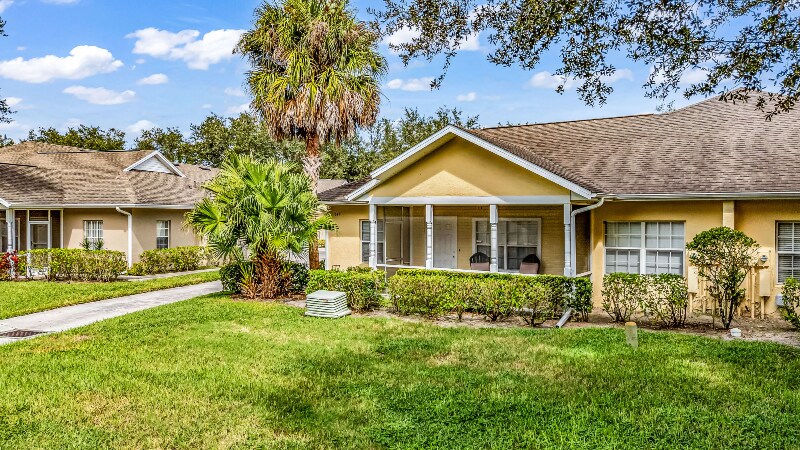 1647 Red Oak Ln in Port Charlotte, FL - Building Photo