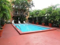 Dade House Apartments in Miami, FL - Building Photo - Building Photo