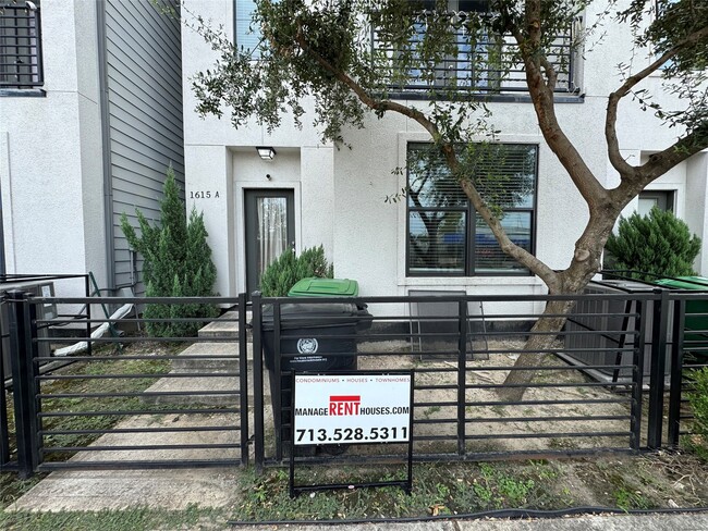 1615 Milby St in Houston, TX - Building Photo - Building Photo