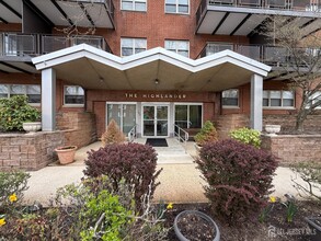 123 S Adelaide Ave in Highland Park, NJ - Building Photo - Building Photo