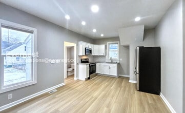 2430 Steele Ave in Columbus, OH - Building Photo - Building Photo