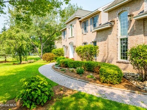 24 Forest Dr in Voorheesville, NY - Building Photo - Building Photo