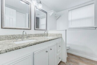 15531 Edenvale St in Friendswood, TX - Building Photo - Building Photo