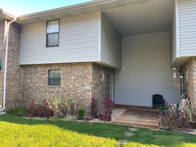 property at 405 E Jackson St