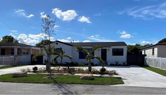 property at 170 W 58th St