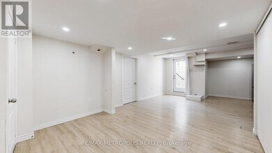 59 Haskett Dr in Markham, ON - Building Photo - Building Photo