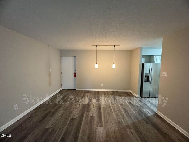 533 Pine Ridge Pl in Raleigh, NC - Building Photo - Building Photo