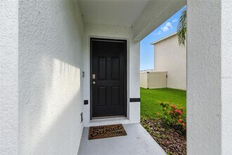 3903 Silver Strand Trl in Palmetto, FL - Building Photo - Building Photo