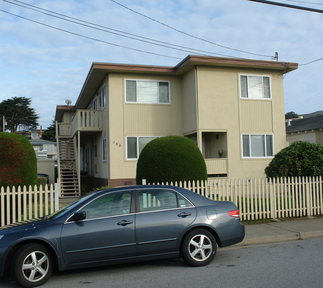 155 Brighton Rd in Pacifica, CA - Building Photo - Building Photo