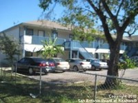 Villa de Olivos in San Antonio, TX - Foto de edificio - Building Photo