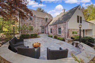 24 Ludlow Dr in Chappaqua, NY - Building Photo - Building Photo