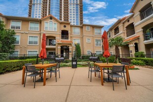 3231 Allen Pkwy in Houston, TX - Building Photo