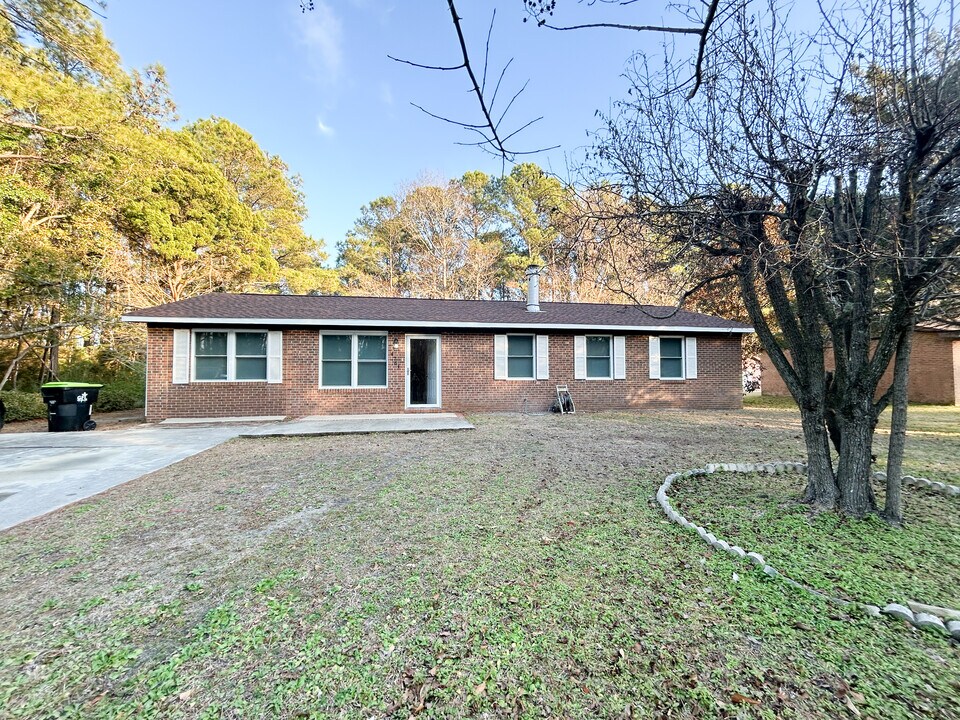 4764 Longview Dr in Southport, NC - Building Photo