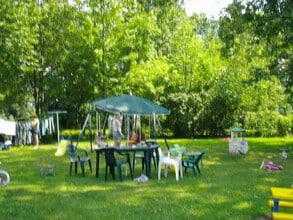 221 River Meadow Dr in Rochester, NY - Building Photo - Building Photo