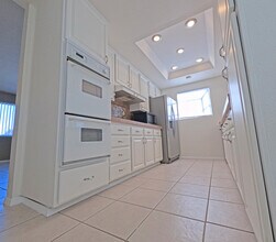 776 Dewane Dr in El Cajon, CA - Foto de edificio - Building Photo