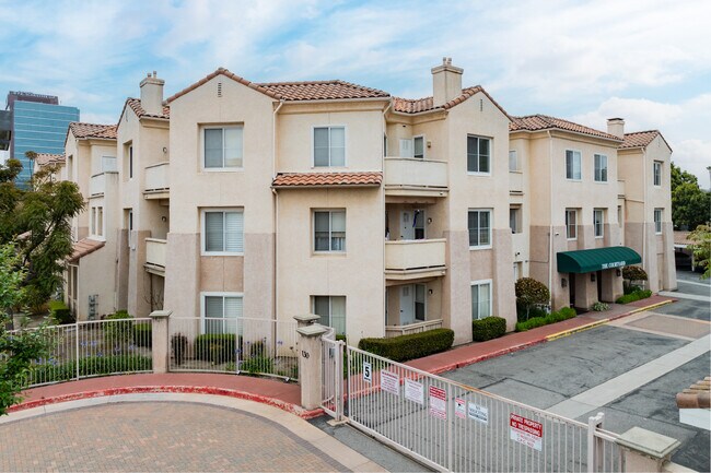 The Courtyard of South Hills in West Covina, CA - Building Photo - Building Photo