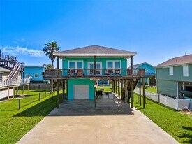 3923 Reeves Dr in Galveston, TX - Building Photo