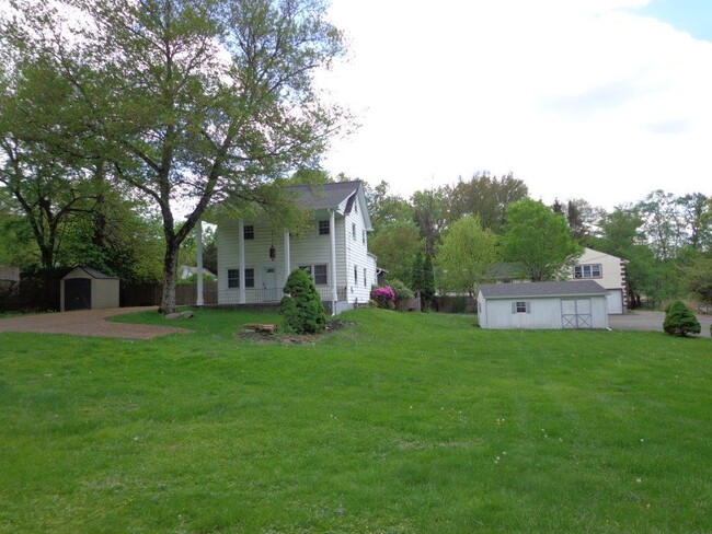 314 Old Rte 304 in New City, NY - Building Photo - Building Photo