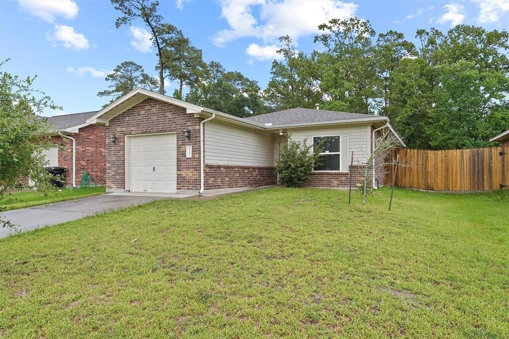 8702 Shady Vista Ln in Houston, TX - Building Photo