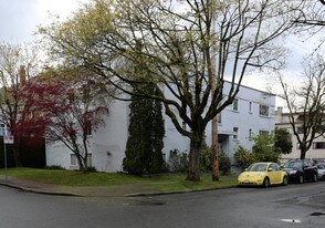 2675 Spruce St in Vancouver, BC - Building Photo
