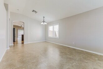 33554 N Cobble Stone Dr in San Tan Valley, AZ - Foto de edificio - Building Photo