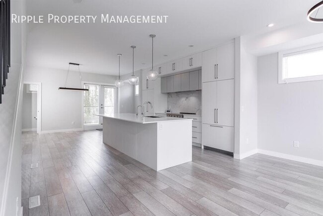 property at 831-877 77 St SW