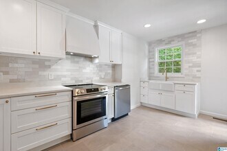 5304 10th Ct S in Birmingham, AL - Building Photo - Building Photo