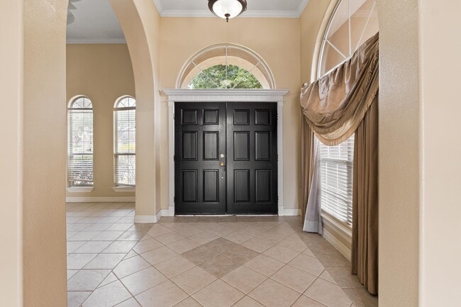 3022 Edgar Allen Poe Dr in Laredo, TX - Building Photo - Building Photo