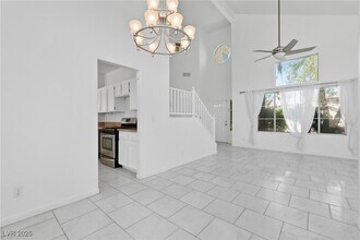 9613 Port Huron Ln in Las Vegas, NV - Building Photo - Building Photo