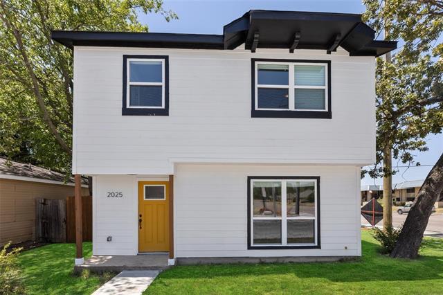 property at 2025 Red Cloud Dr