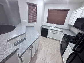 6164 Calm Breeze Ave in Las Vegas, NV - Building Photo - Building Photo