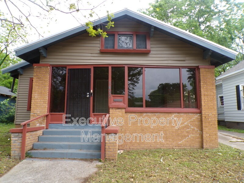 1657 Lee Ave SW in Birmingham, AL - Building Photo