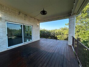 41 Stillmeadow Dr in The Hills, TX - Building Photo - Building Photo