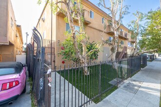 14740 Erwin St. in Van Nuys, CA - Building Photo - Building Photo