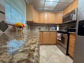 240 Brittany F in Delray Beach, FL - Building Photo