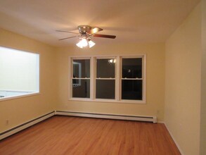 0 Tree Hollow Ln in Dix Hills, NY - Building Photo - Building Photo