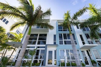 43 N Shore Dr in Miami Beach, FL - Building Photo - Building Photo