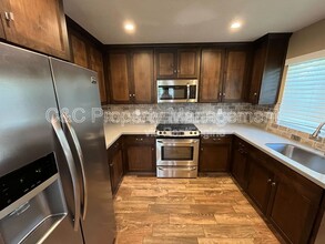 1241 Inglewood Ct in Lodi, CA - Building Photo - Building Photo