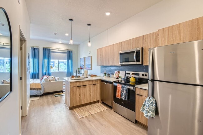 Crossing at 9th in Salt Lake City, UT - Foto de edificio - Building Photo