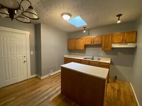 1114 N Limestone St-Unit -1 in Springfield, OH - Building Photo - Building Photo