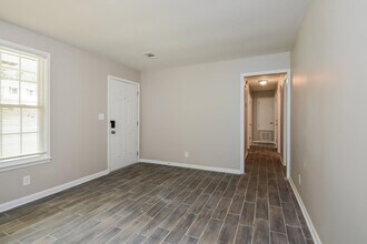 2830 Foxlair Trail in College Park, GA - Building Photo - Building Photo