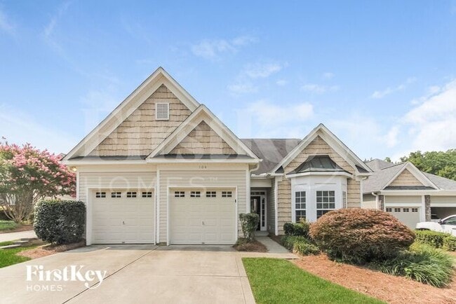 property at 104 Ivy Creek Ln